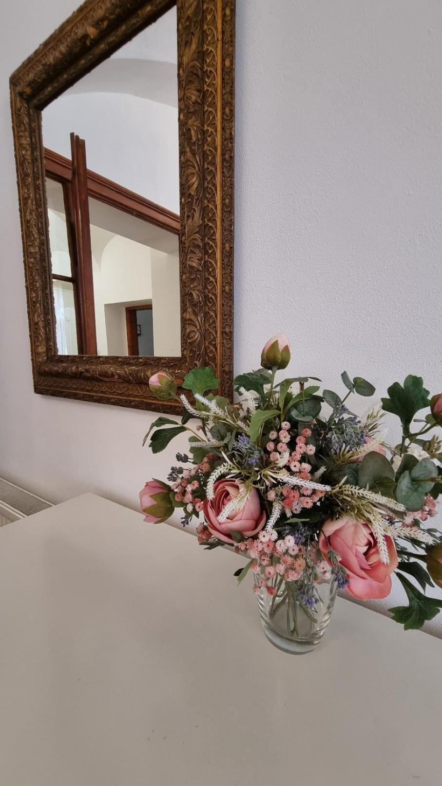 Marina Old Town Apartment コシツェ エクステリア 写真