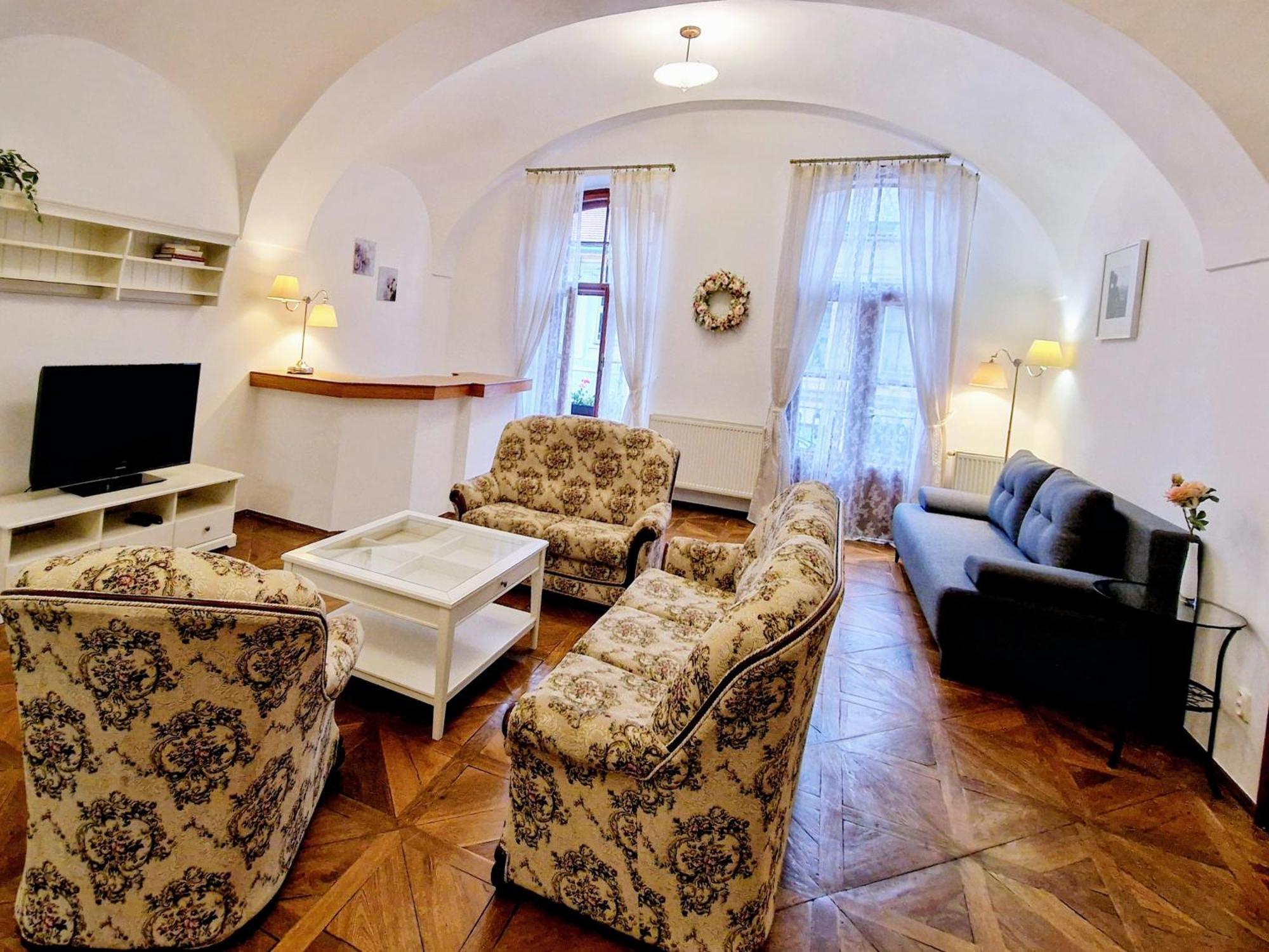 Marina Old Town Apartment コシツェ エクステリア 写真